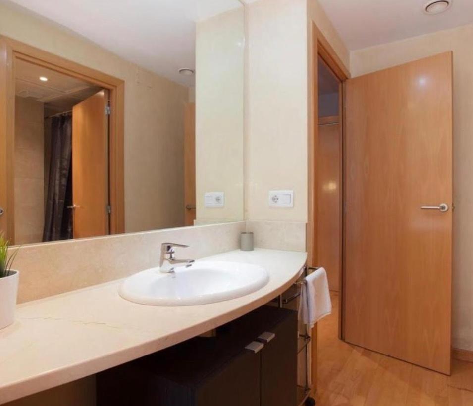 Sweet Bcn Rambla 48 Appartement Barcelona Buitenkant foto